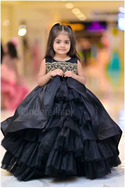 black zayn dress