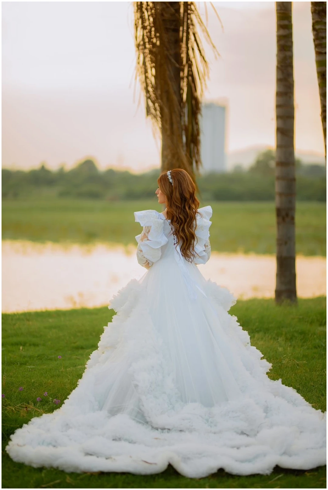 WhatsApp-Image-2023-11-09-at-7.30.16-PM-1.jpeg White Bridal Dress - Image 9