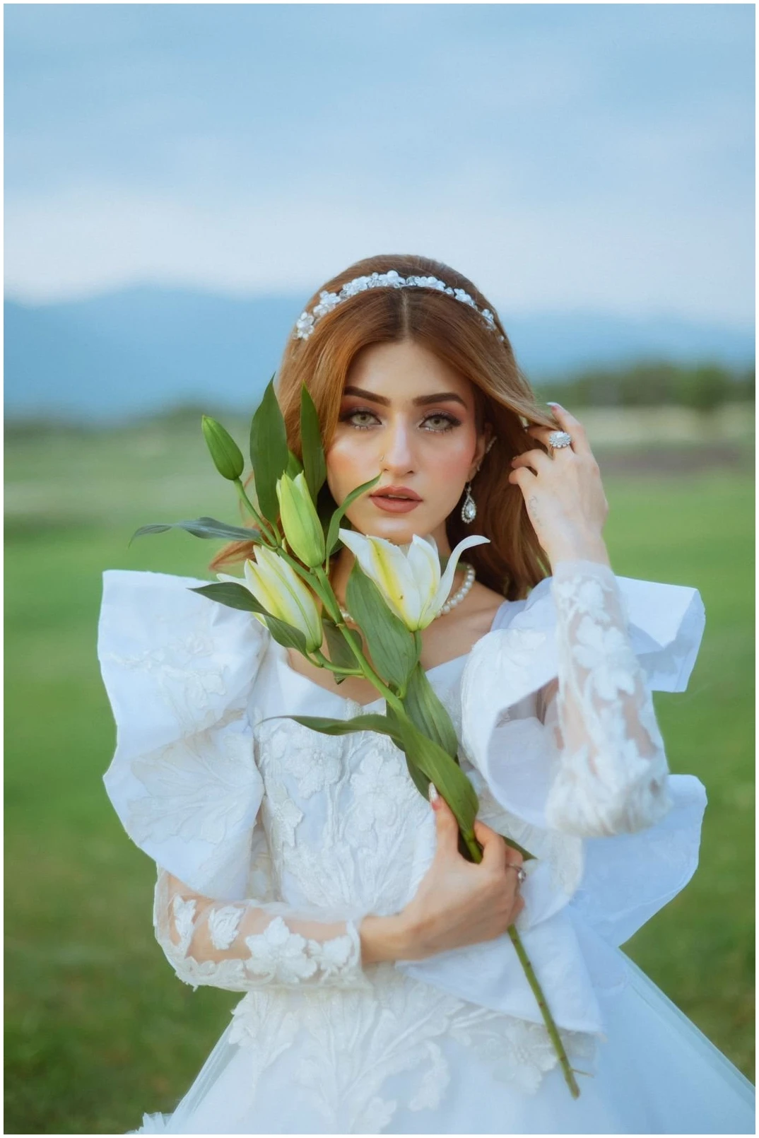 WhatsApp-Image-2023-11-09-at-7.30.18-PM.jpeg White Bridal Dress - Image 2
