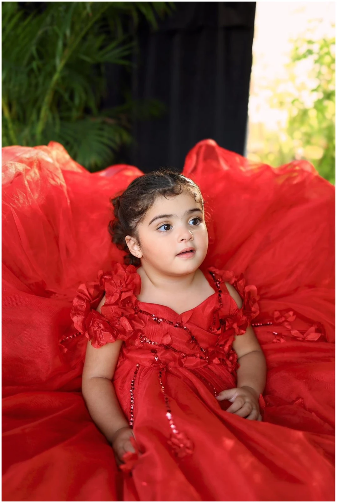 WhatsApp Image 2025-10-23 at 12.32.39 AM (1) Tulle Princess Gown in Red - Image 1