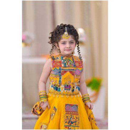 Rang e Mahal in yellow