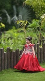 Red Garden - Image 3