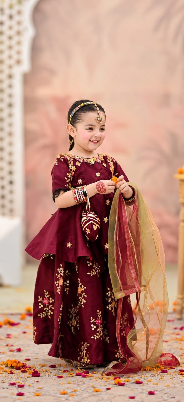 Maroon Phoolkari