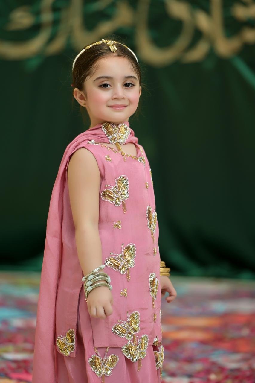 Gulabi Titlli