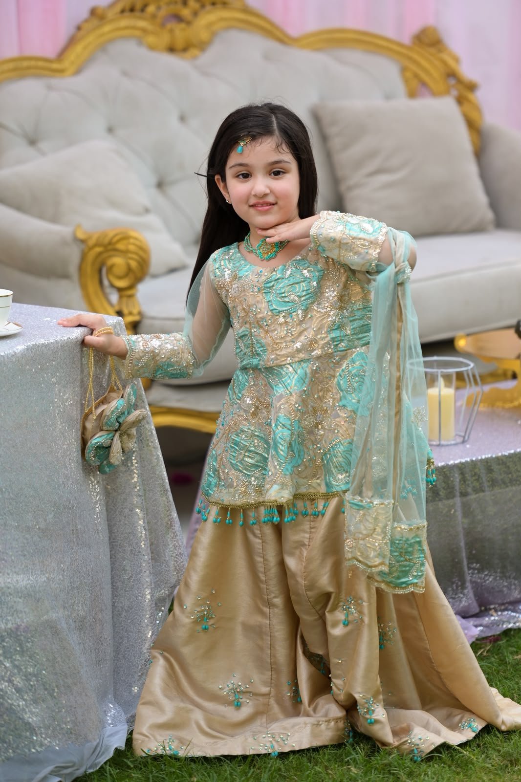 Noor e Feroza
